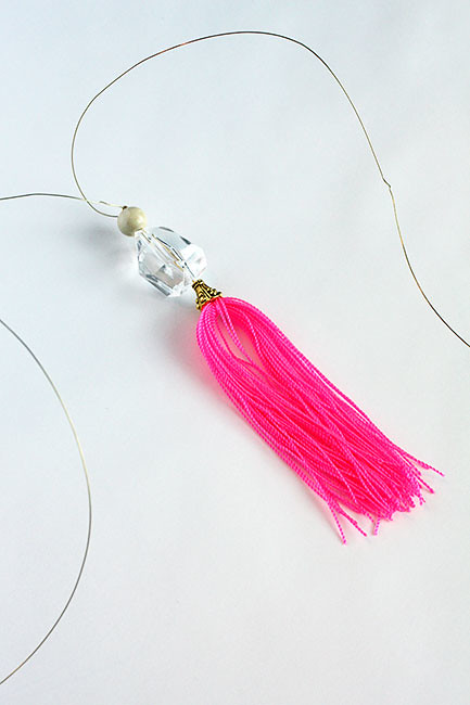Make_Beading-Wire-Thru-Eye-Loop