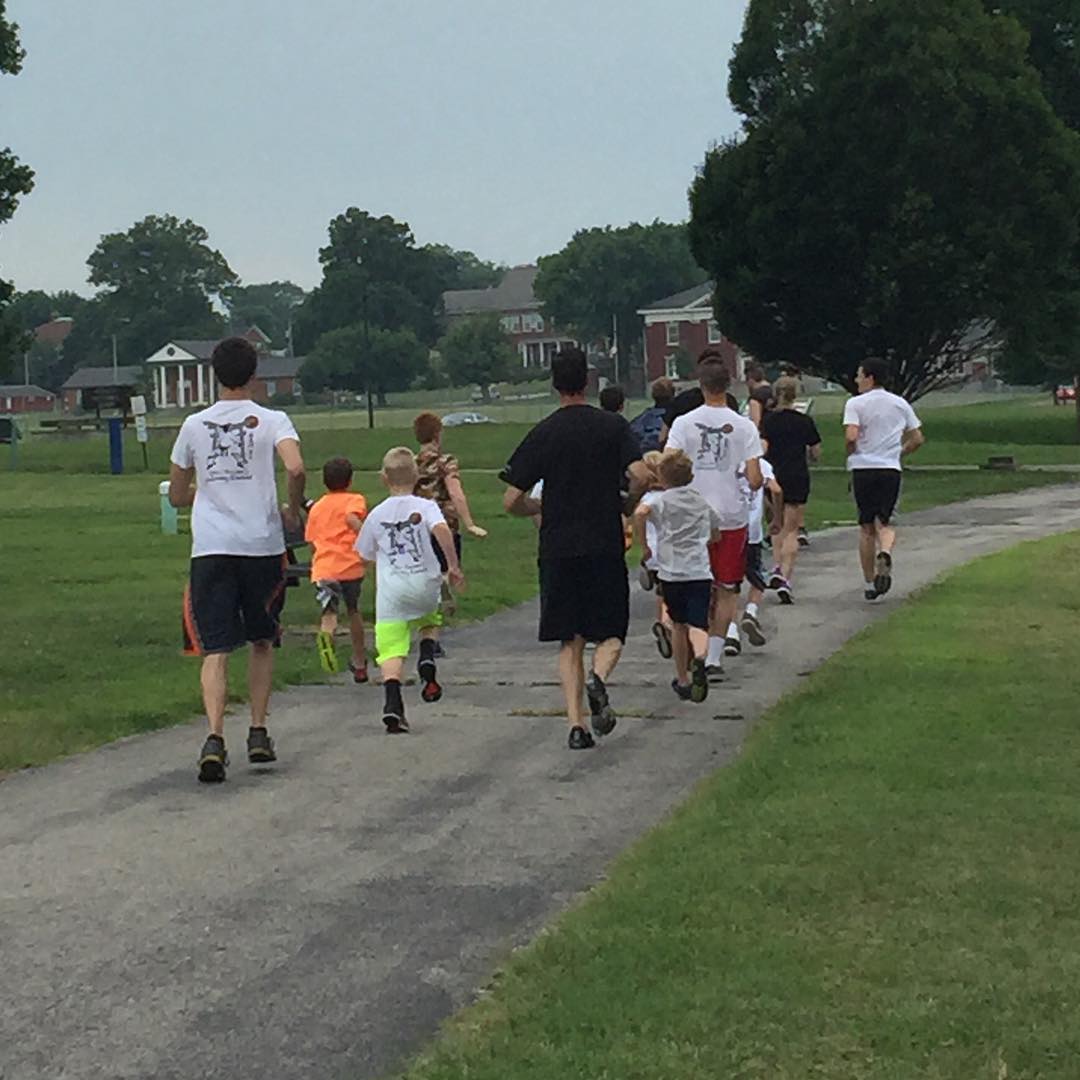 Nathan's up early this morning running a mile with his karate school on the trail! I should have brought my running shoes so I could have hit the pavement, too!! #karate #running #trailrunning #theearlybirdgetstheworm