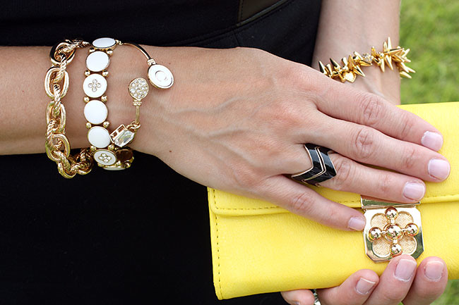 Clutch-and-Jewelry