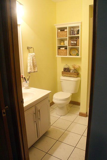 Peak-In-Bathroom