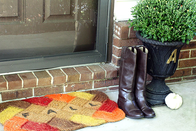 Doormat-Boots-and-Urn