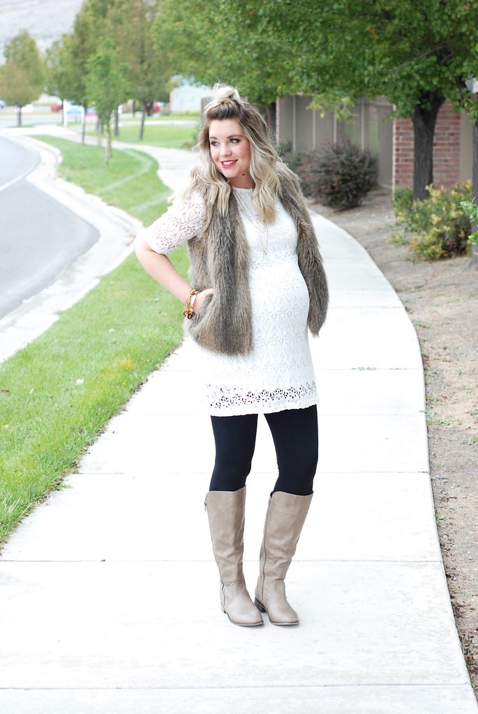 Journey Five, Lace Tunic, Utah Fashion Blogger, Maternity Outfit, Maternity Style, Pregnant Outfit, Pregnant Style 5
