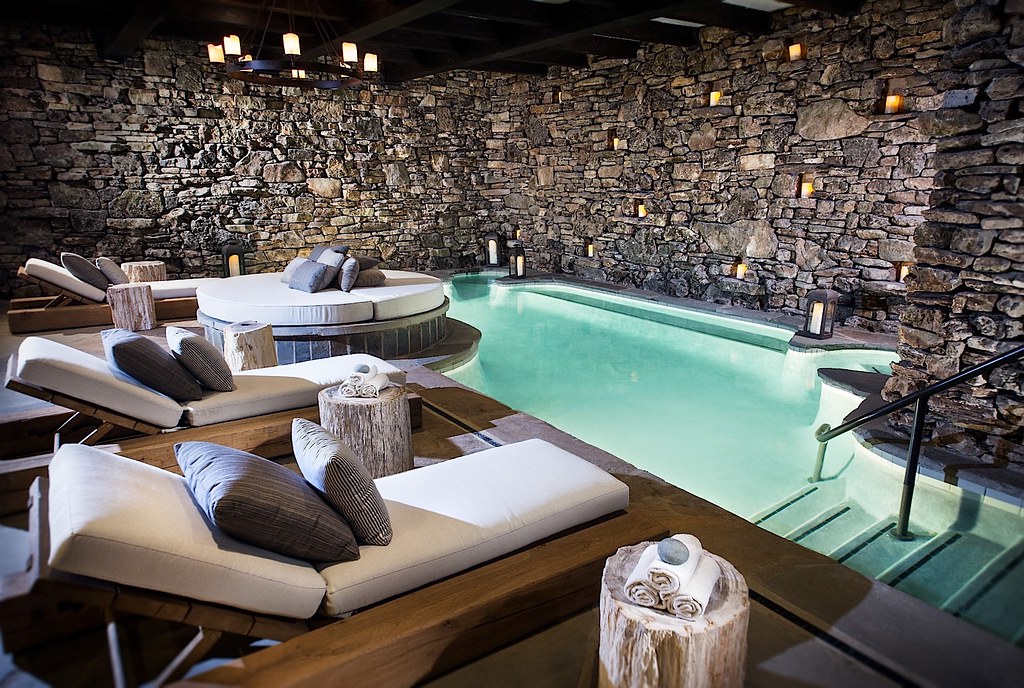 Cedar_Creek_Spa_Grotto