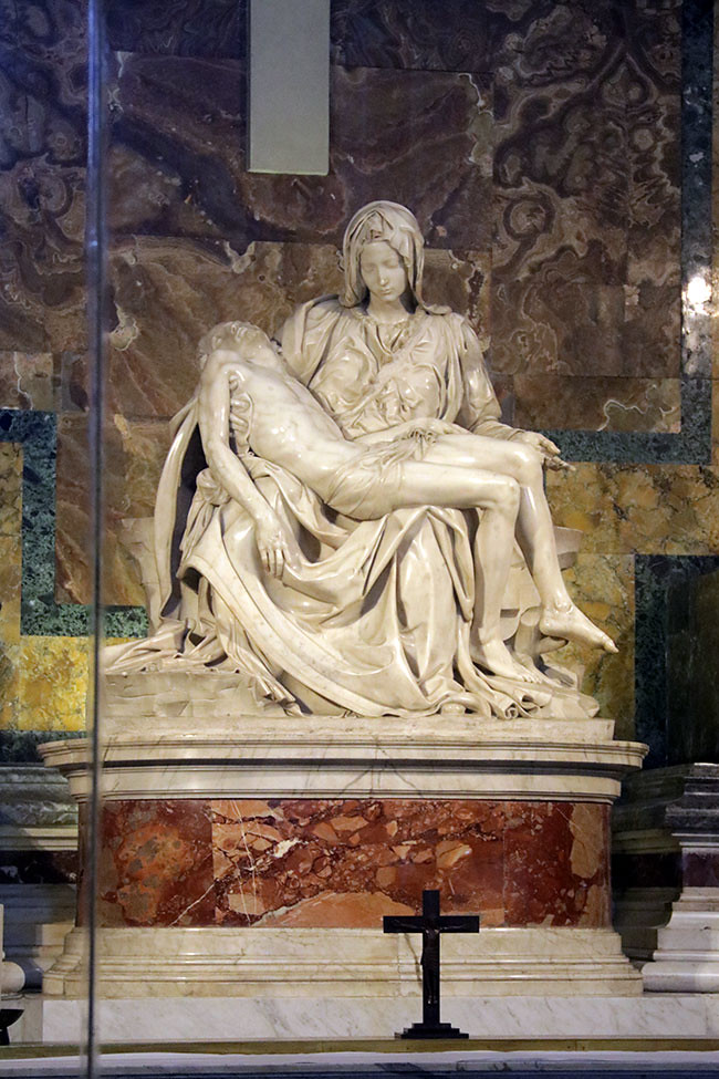 Pieta-by-Michaelangelo