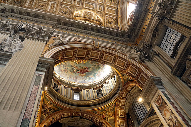 Halls-of-Vatican-Museum