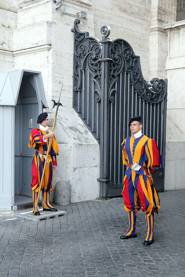 FamousSwissGuards
