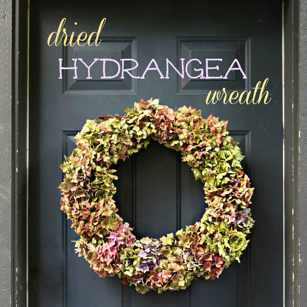 Dried-Hydrangea-Wreath-DIY_600