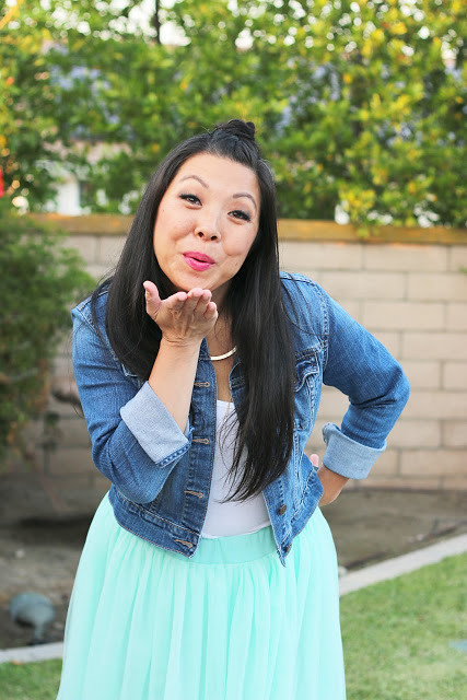 Tulle Skirt blowing kiss