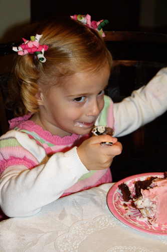 Auttie-eating-cake