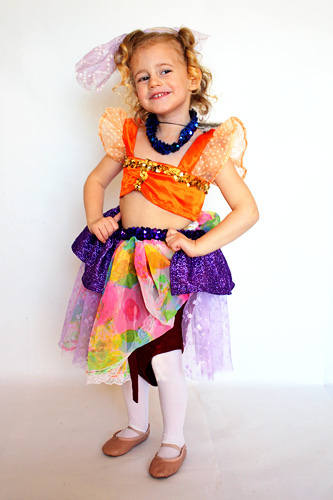 InHousePortraitStudio_StrikingAPose