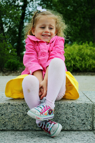 Aut-silly-on-steps