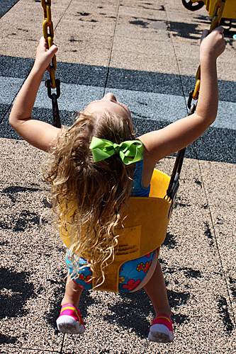 Auttie-hair-on-swing