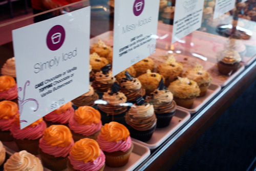 Closeup-cake-counter