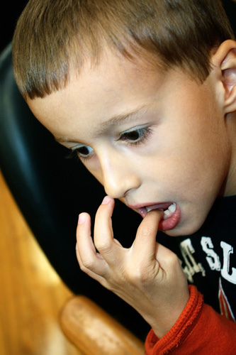 Nathan-wiggle-tooth