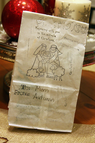 Auttie-Ornament-Bag
