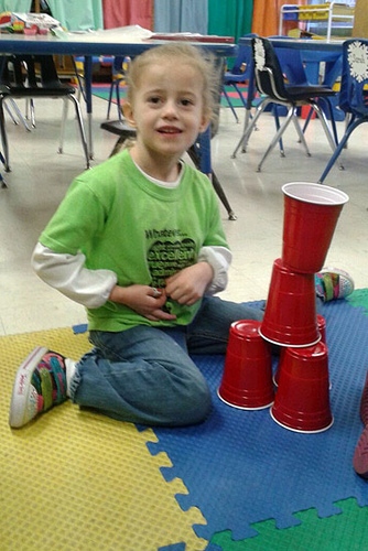 Auttie-Stacking-Cups