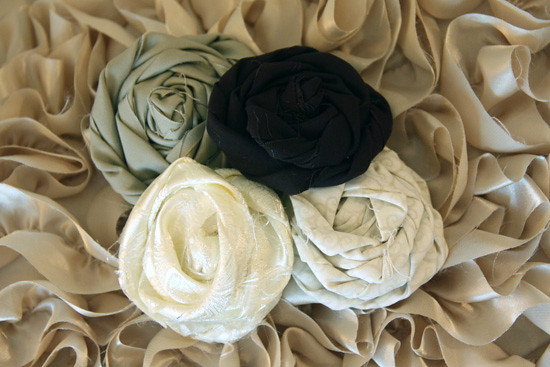Couch_closeup-rosettes1