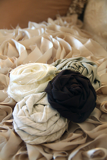 Couch_closeup-rosettes2