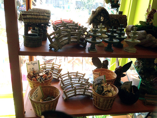 bug-store-little-pieces