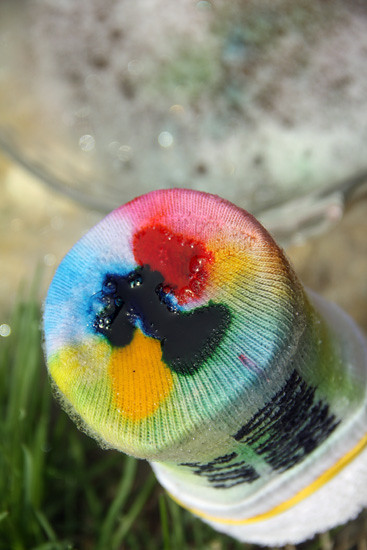 Food-Coloring-and-Soapy-Bowl