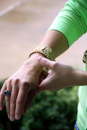 Day2_Closeup-Lace-Bracelet