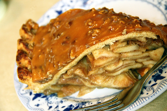 Levee-High-Apple-Pie