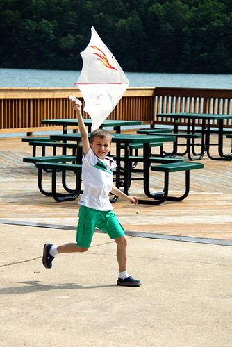 Kite_Nat-flying-his