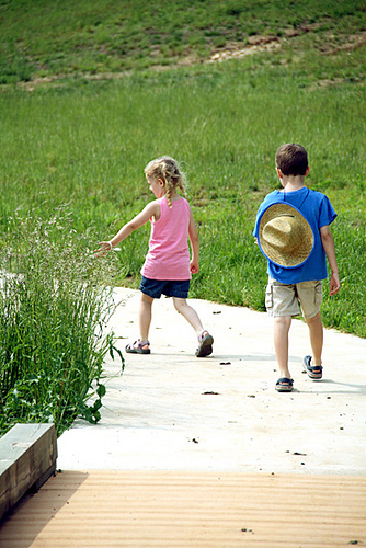 Creek_Kids-walking