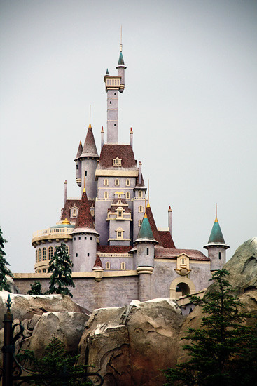 Be-Our-Guest_Castle