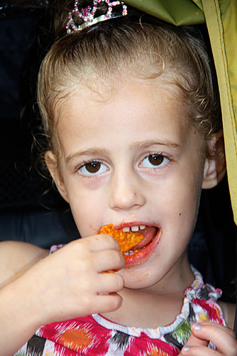 Auttie-Dorito-pretty-brown-eyes