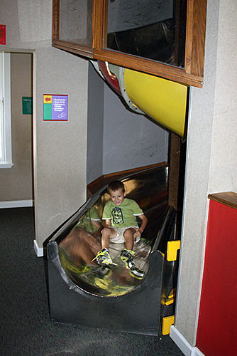 MagicHouse_Nat-Slide