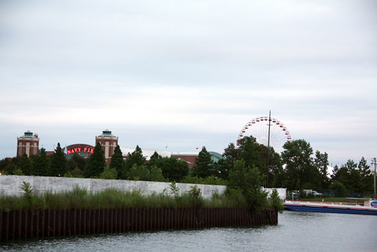 BoatCruise_Navy-Pier