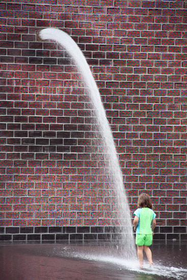Fountains_Water-Pour-out-of-Mouth