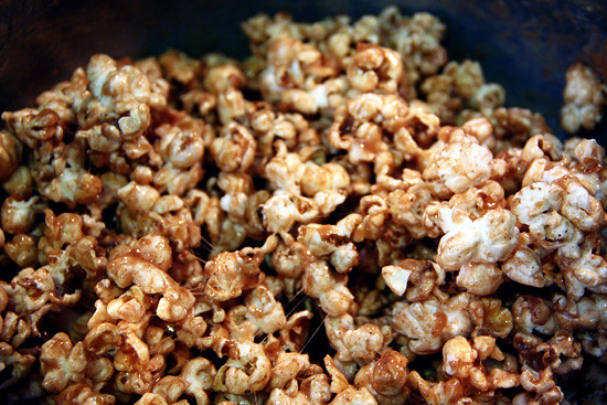 Prep_popcorn-before-rolled-into-balls