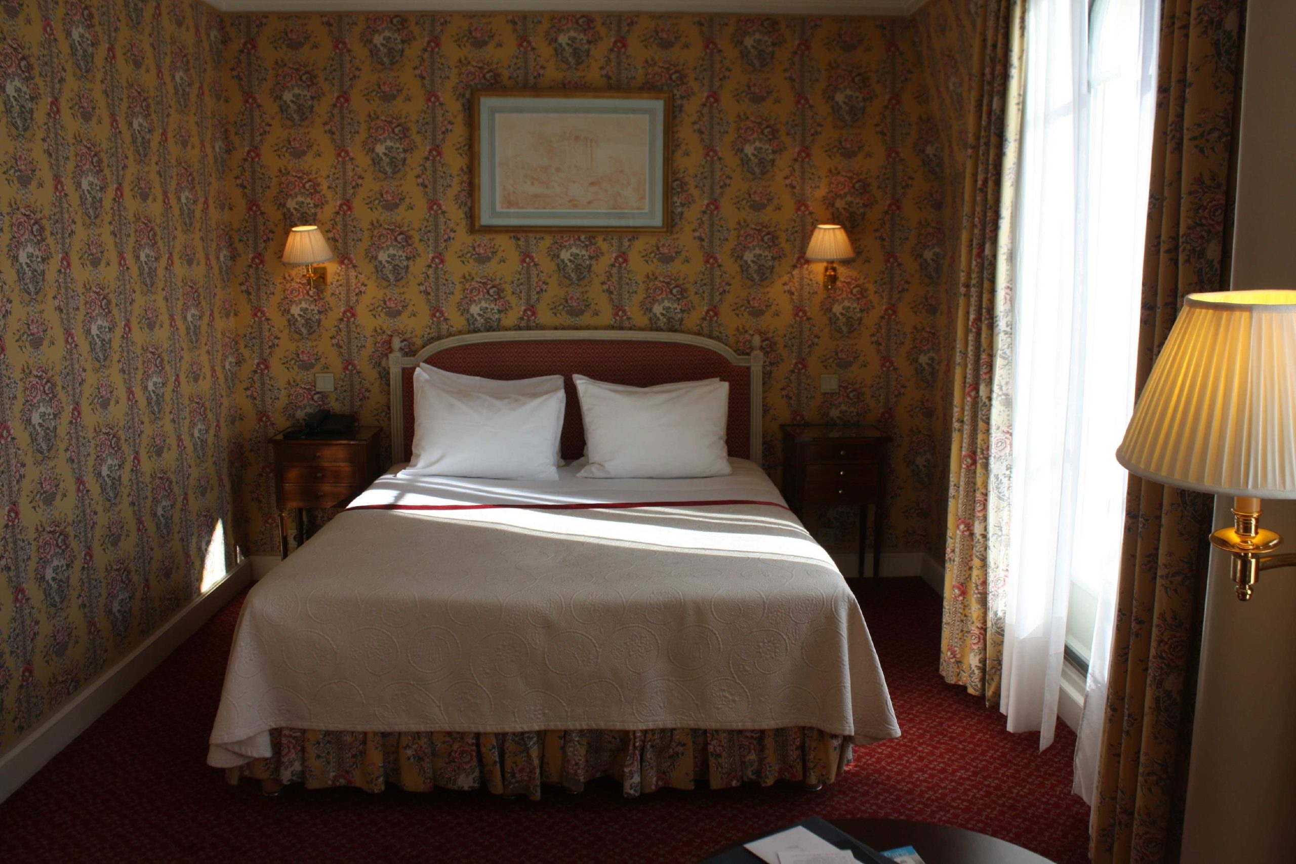 hotel-room-bed